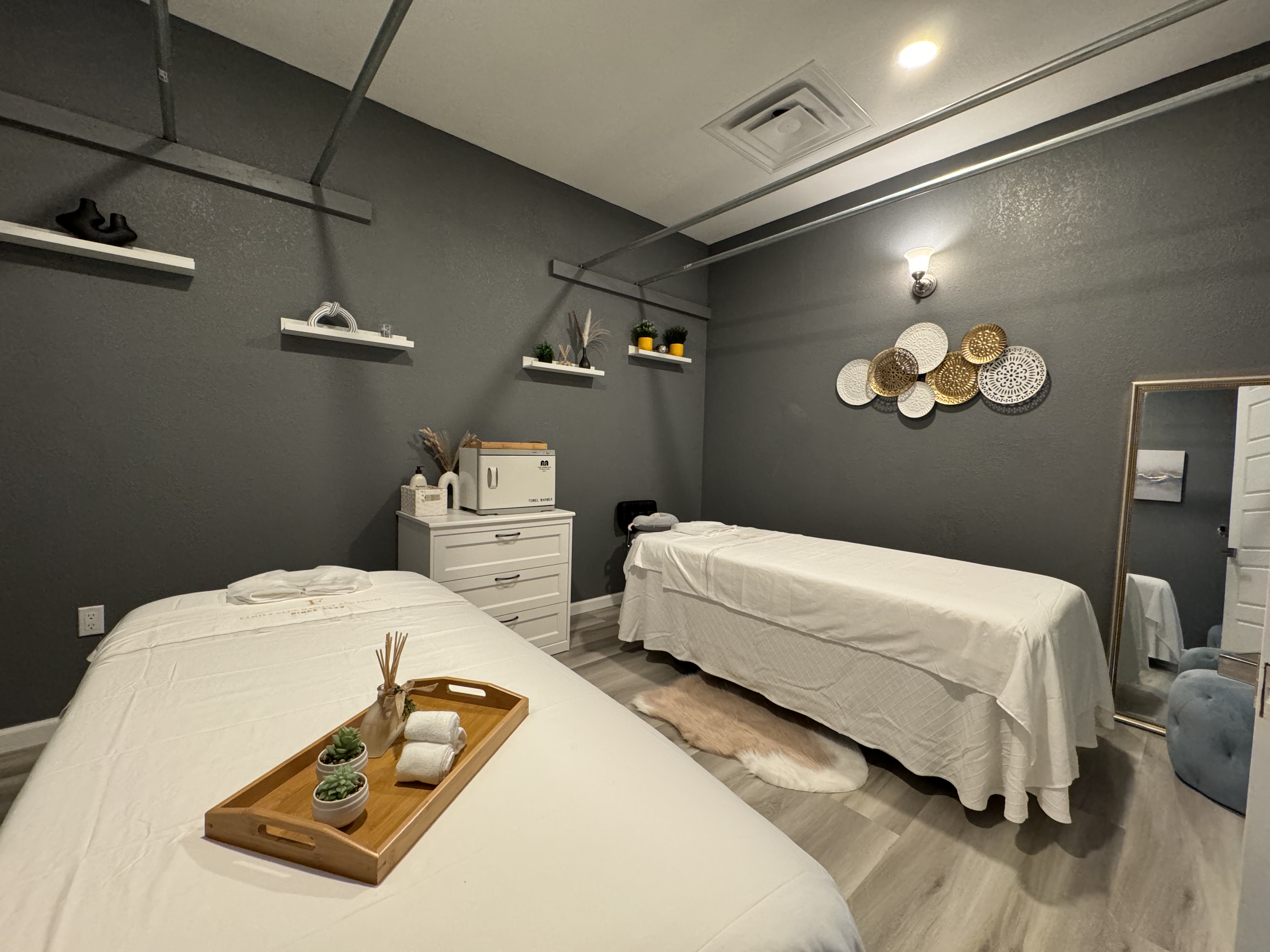 Family Club Massage & Facial gallery image 1