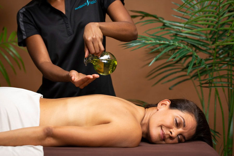 Premium oil massage