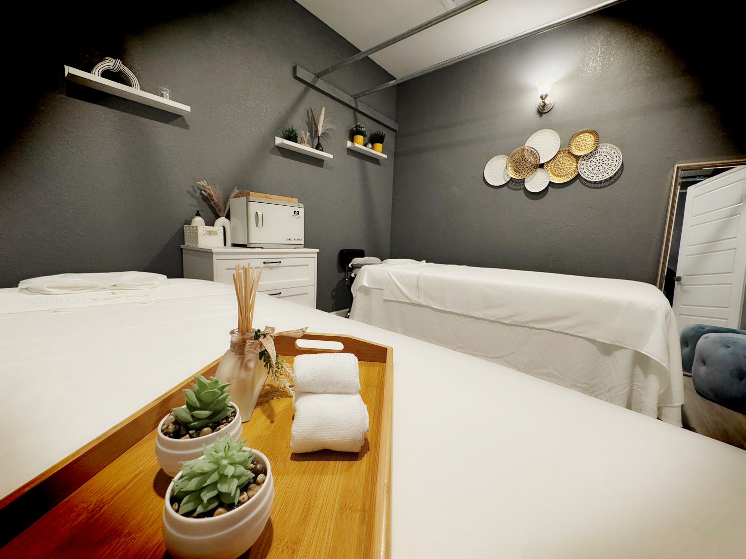 Family Club Massage & Facial gallery image